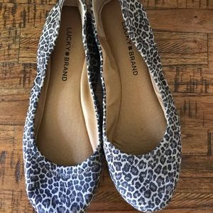 LUCKY ballet flats